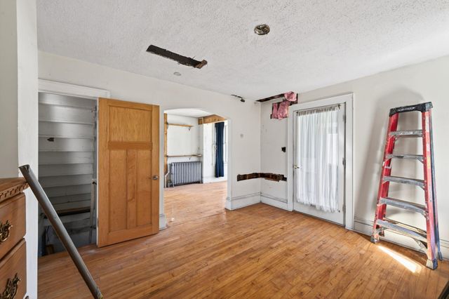 206 6th Avenue S, South Saint Paul, MN 55075