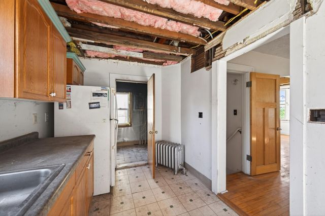 206 6th Avenue S, South Saint Paul, MN 55075