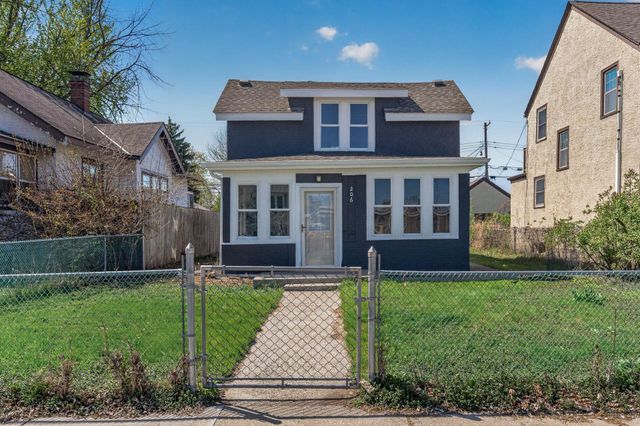 206 6th Avenue S, South Saint Paul, MN 55075