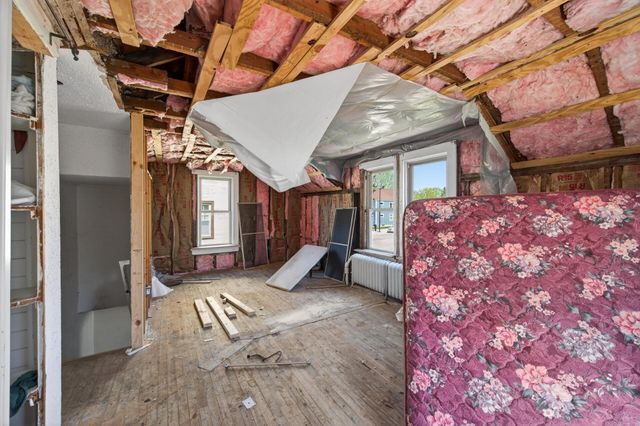 206 6th Avenue S, South Saint Paul, MN 55075