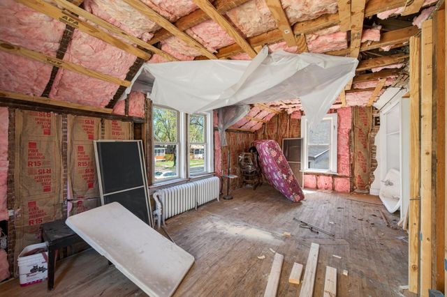 206 6th Avenue S, South Saint Paul, MN 55075