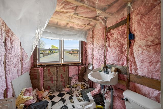 206 6th Avenue S, South Saint Paul, MN 55075