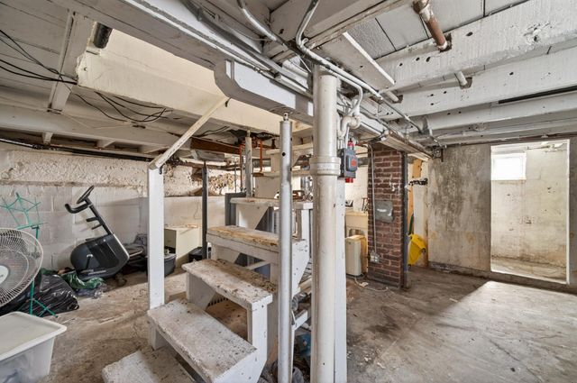 206 6th Avenue S, South Saint Paul, MN 55075