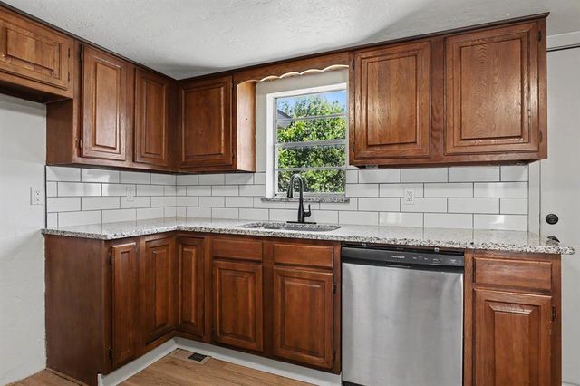 1509 NW 4th Street, Oklahoma City, OK 73106