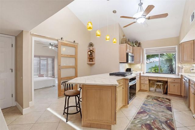 25188 MARION AVENUE 10, Punta Gorda, FL 33950