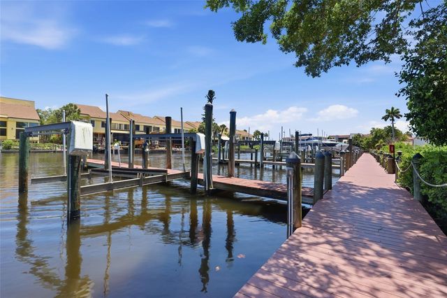 25188 MARION AVENUE 10, Punta Gorda, FL 33950