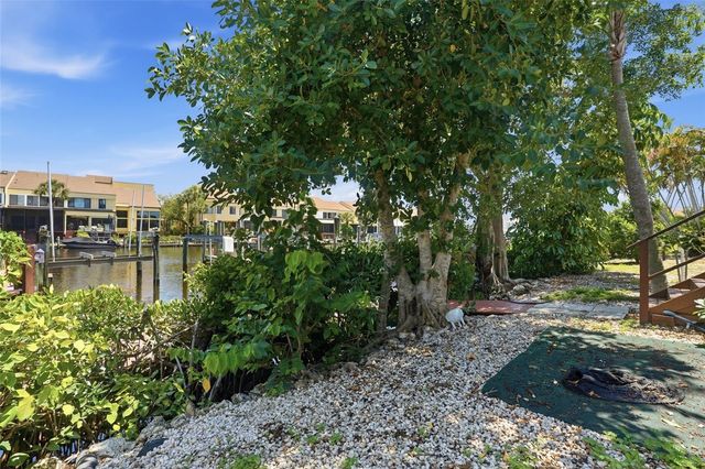 25188 MARION AVENUE 10, Punta Gorda, FL 33950
