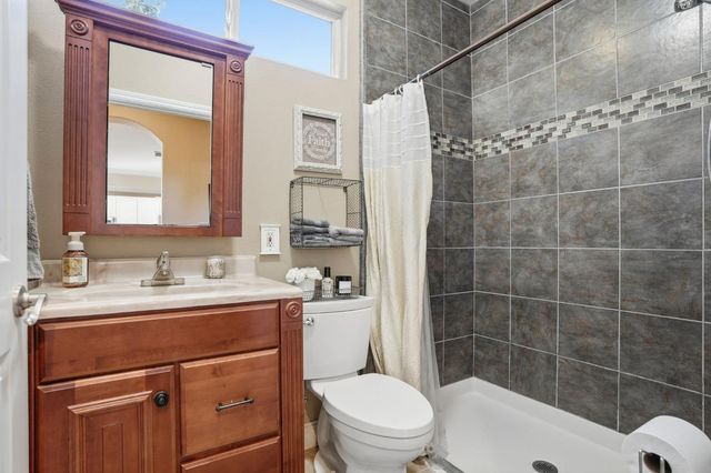 2305 Paper Bark Ct, Modesto, CA 95355