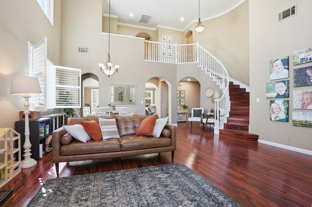 2305 Paper Bark Ct, Modesto, CA 95355