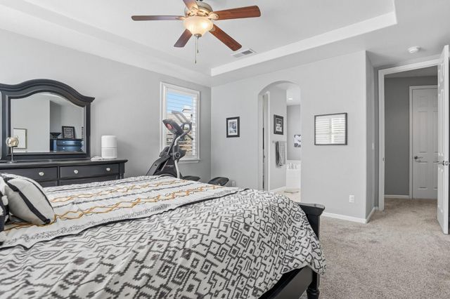 2305 Paper Bark Ct, Modesto, CA 95355