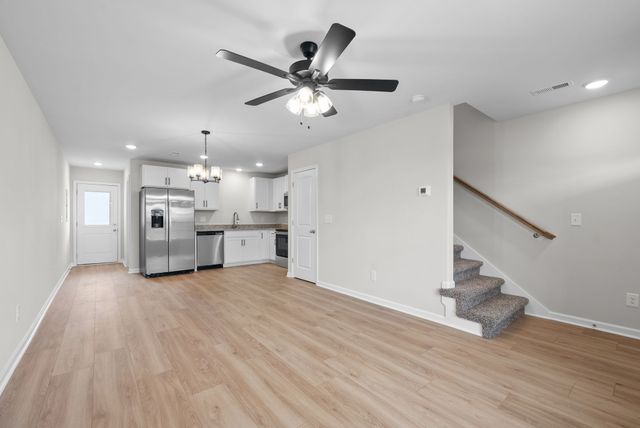 1308 Franklin St Apt A6, Clarksville, TN 37040