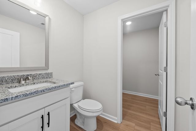 1308 Franklin St Apt A6, Clarksville, TN 37040