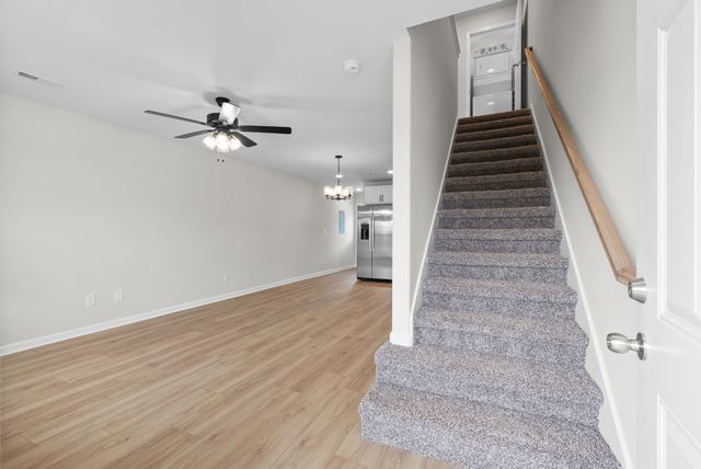 1308 Franklin St Apt A6, Clarksville, TN 37040