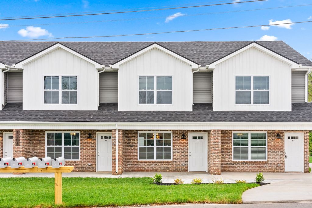 1308 Franklin St Apt A6, Clarksville, TN 37040