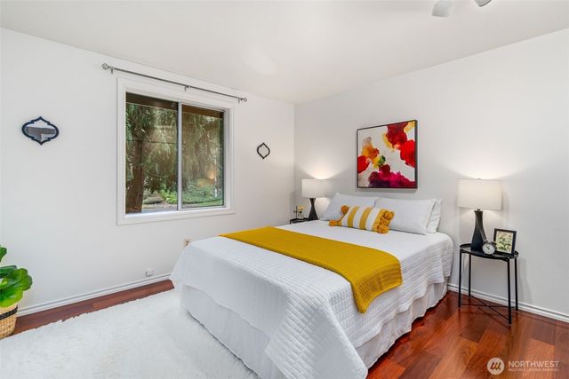 21007 Pioneer Way, Edmonds, WA 98026