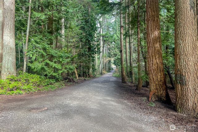 21007 Pioneer Way, Edmonds, WA 98026