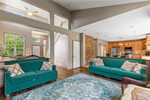 17993 89th Place N, Maple Grove, MN 55311