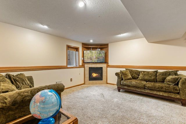 17993 89th Place N, Maple Grove, MN 55311