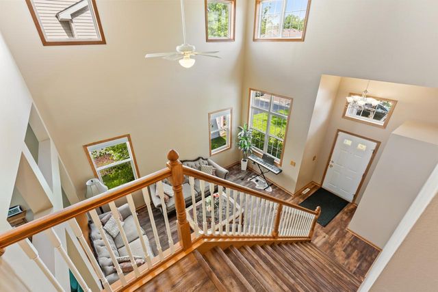 17993 89th Place N, Maple Grove, MN 55311