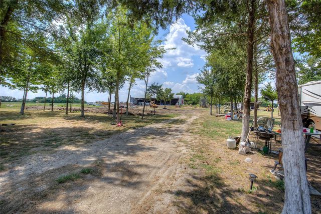 1436 County Road 4122, Campbell, TX 75422