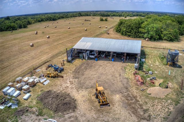 1436 County Road 4122, Campbell, TX 75422