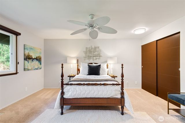 24827 13th Avenue S, Des Moines, WA 98198