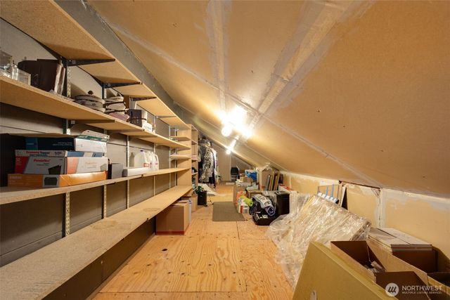 24827 13th Avenue S, Des Moines, WA 98198