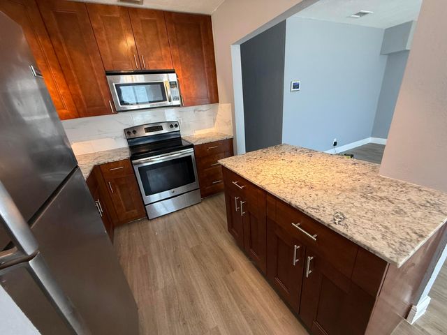 5441 SW 18th Street, West Park, FL 33023