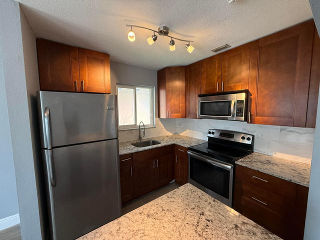 5441 SW 18th Street, West Park, FL 33023