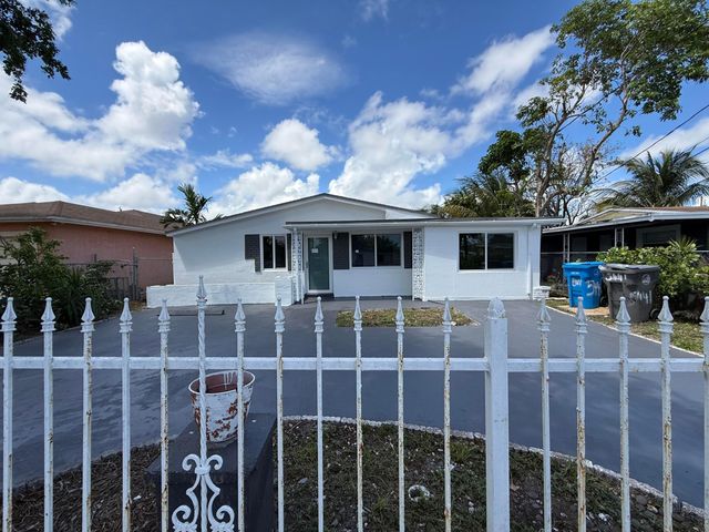 5441 SW 18th Street, West Park, FL 33023