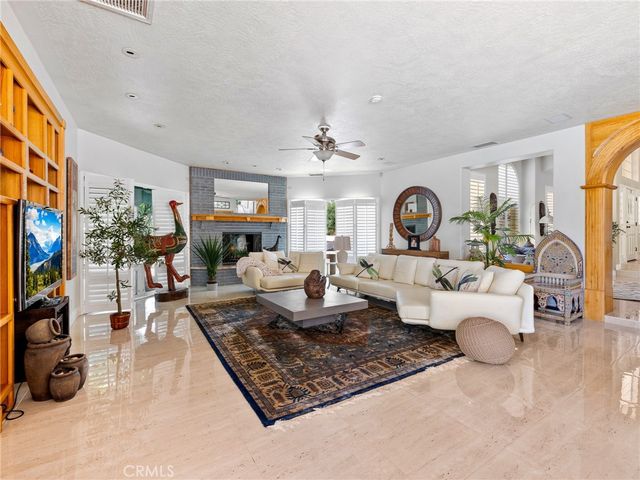 17970 Vista Point, Victorville, CA 92395