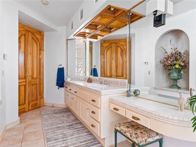 17970 Vista Point, Victorville, CA 92395