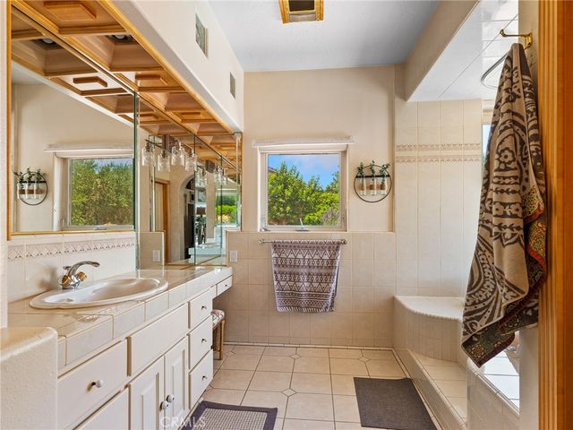 17970 Vista Point, Victorville, CA 92395