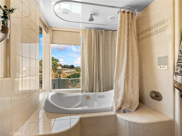 17970 Vista Point, Victorville, CA 92395