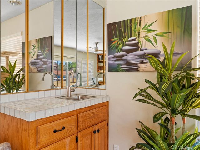 17970 Vista Point, Victorville, CA 92395