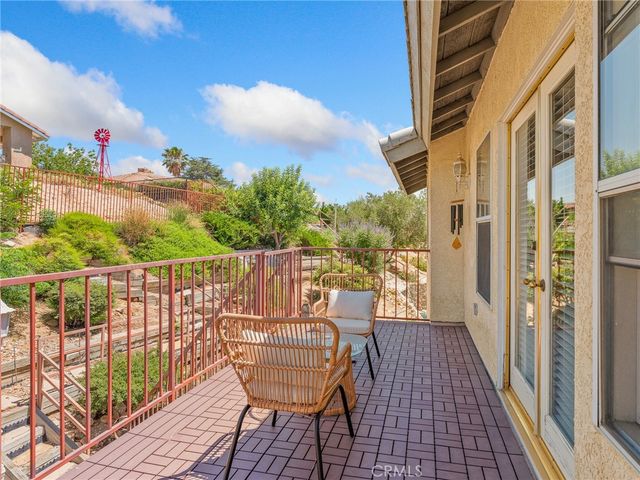 17970 Vista Point, Victorville, CA 92395