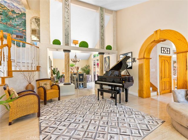 17970 Vista Point, Victorville, CA 92395