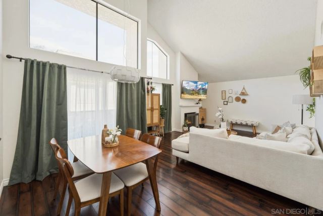 895 Connors Ct, Claremont, CA 91711