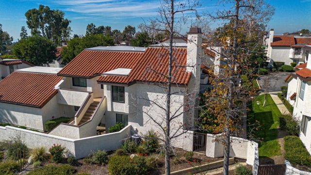 895 Connors Ct, Claremont, CA 91711