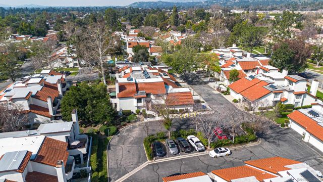 895 Connors Ct, Claremont, CA 91711