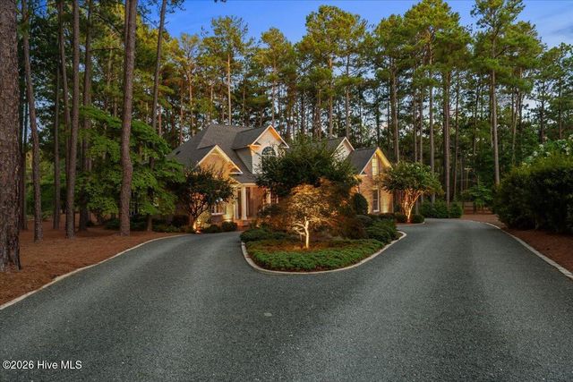 14 Rathlin Court, Pinehurst, NC 28374