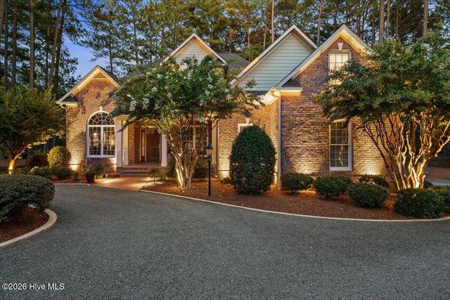 14 Rathlin Court, Pinehurst, NC 28374