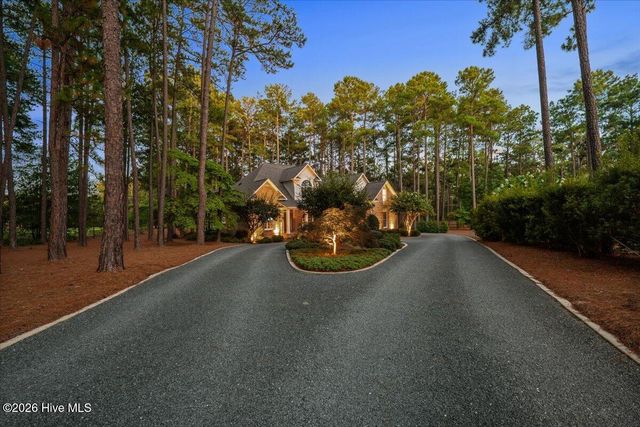14 Rathlin Court, Pinehurst, NC 28374