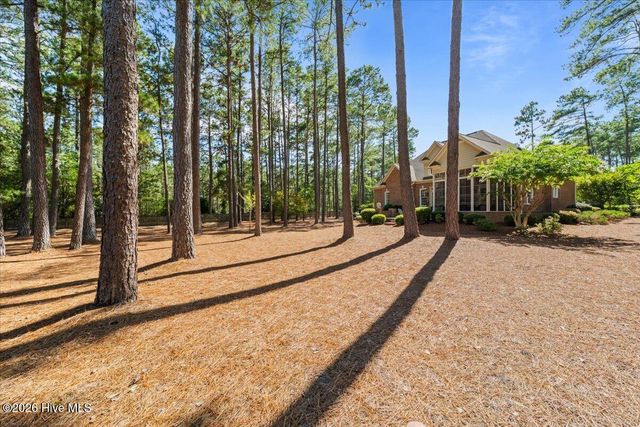 14 Rathlin Court, Pinehurst, NC 28374