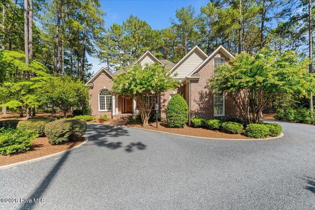 14 Rathlin Court, Pinehurst, NC 28374
