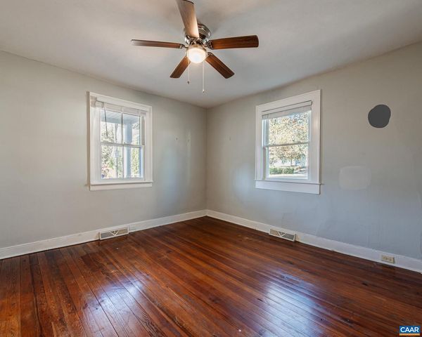 430 11TH ST, Charlottesville, VA 22903