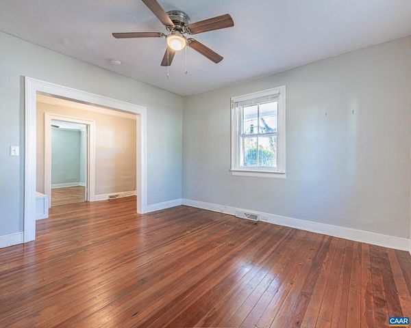 430 11TH ST, Charlottesville, VA 22903