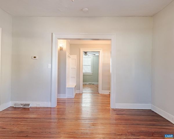 430 11TH ST, Charlottesville, VA 22903