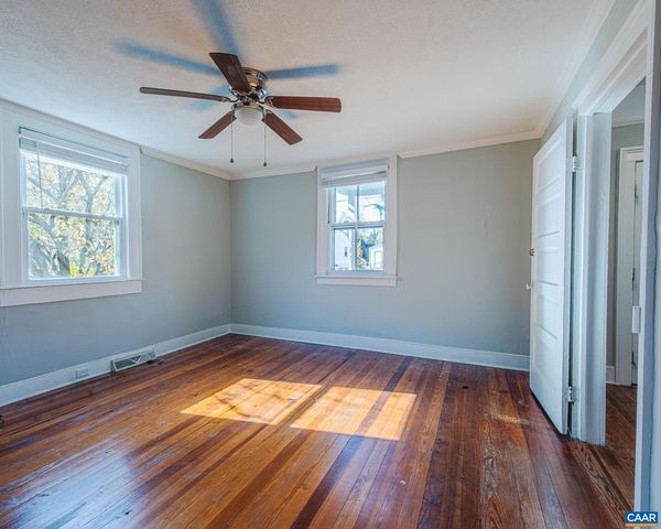 430 11TH ST, Charlottesville, VA 22903