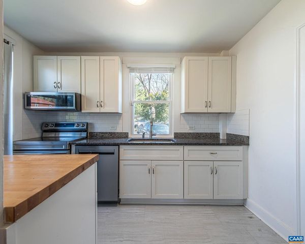 430 11TH ST, Charlottesville, VA 22903